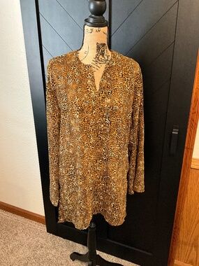 Leopard print tunic.  New no tag.  Size L